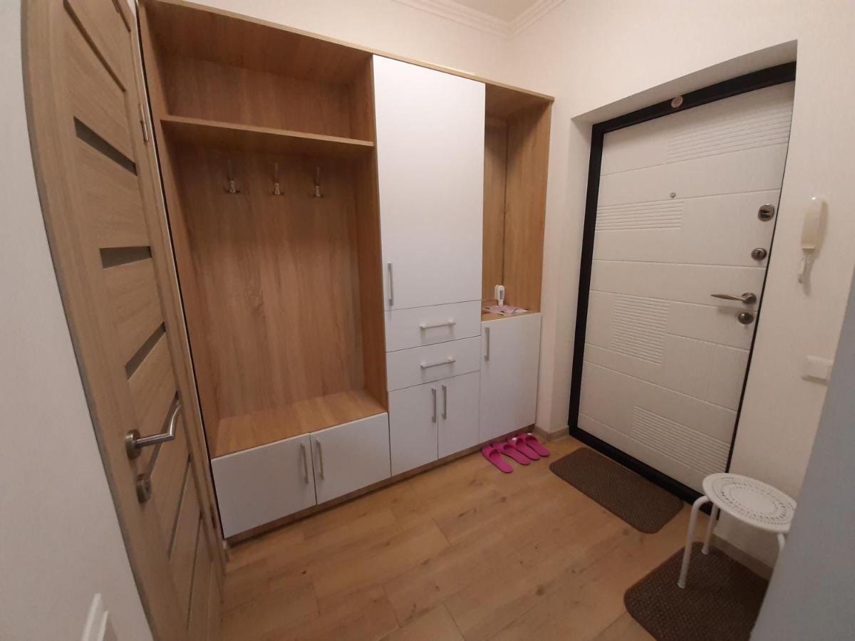 New !!! Modern Lux Apartment In The City Center With A Terrace Мукачево Экстерьер фото